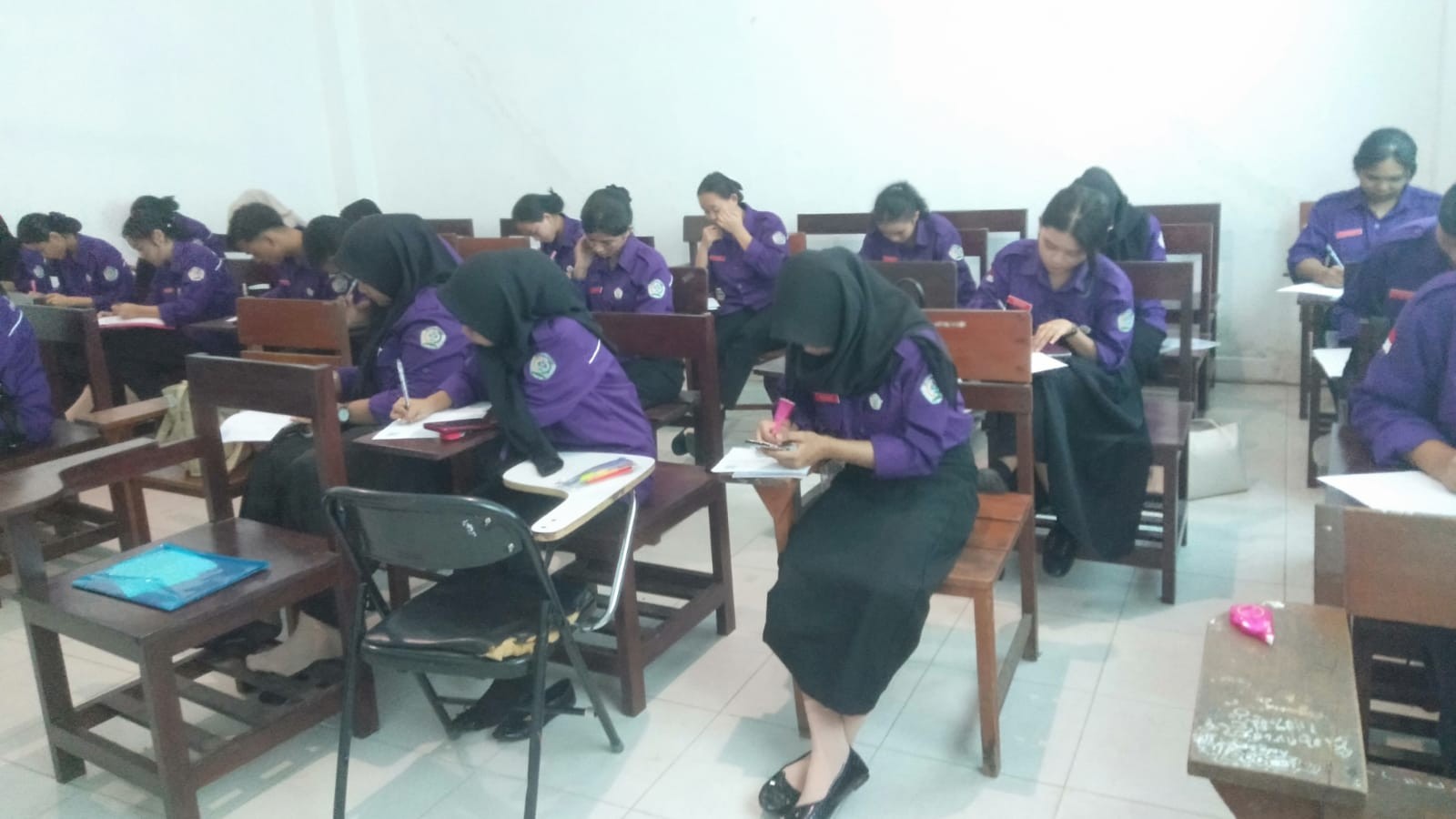 Pelaksanaan UTS Politeknik Kaltara Hari ke II