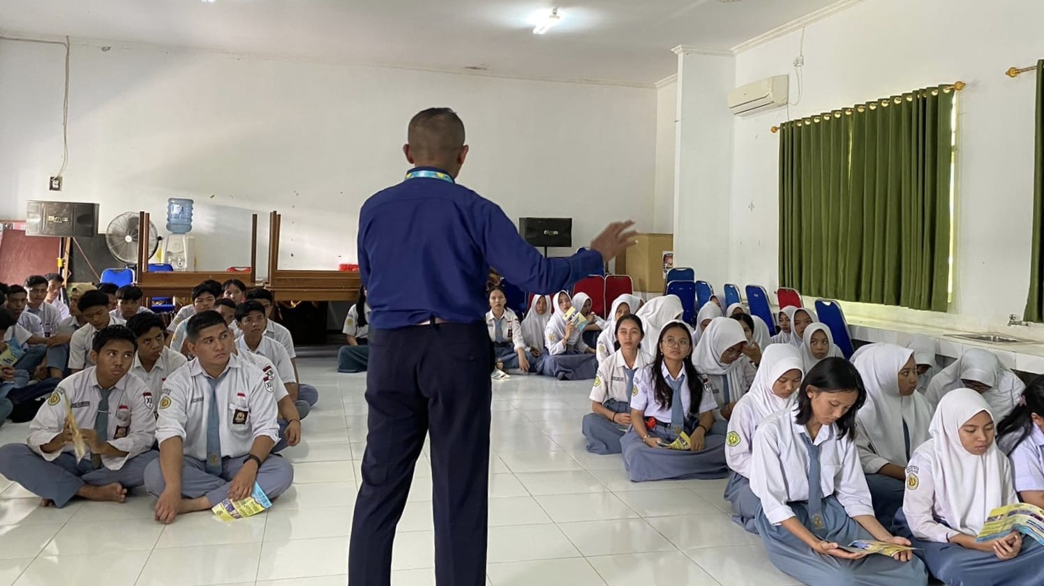SOSIALISASI PMB DI SMAN 1 TANJUNG PALAS