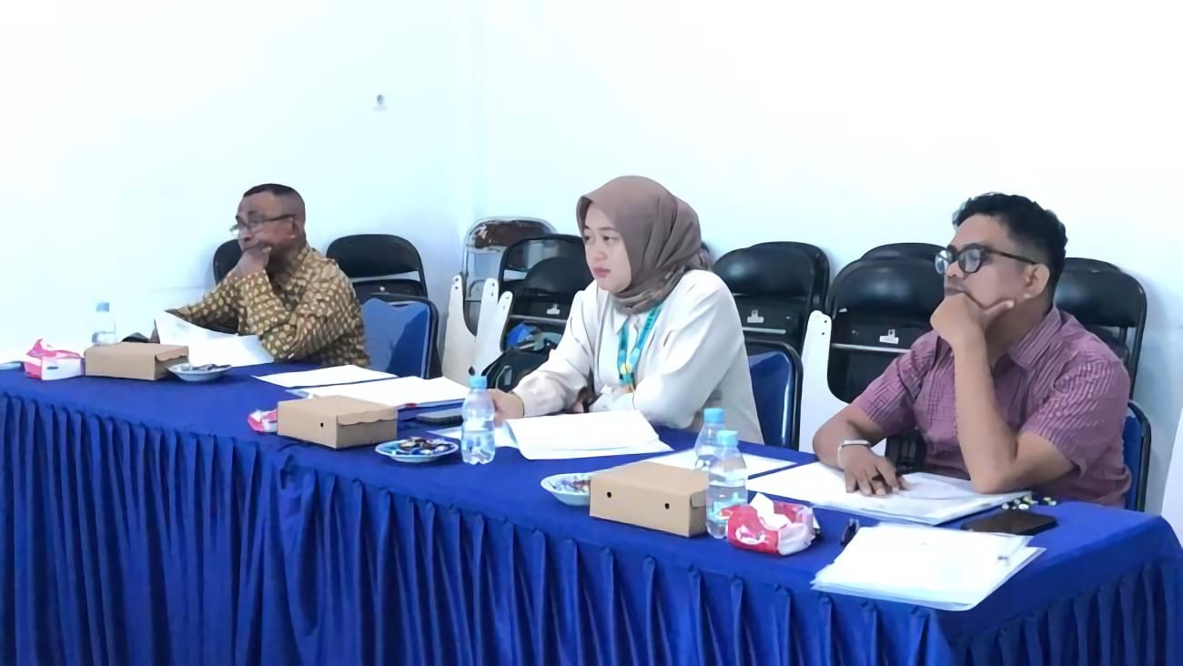 Kegiatan Ujian Seminar Hasil Prodi D-III Farmasi Politeknik Kaltara 